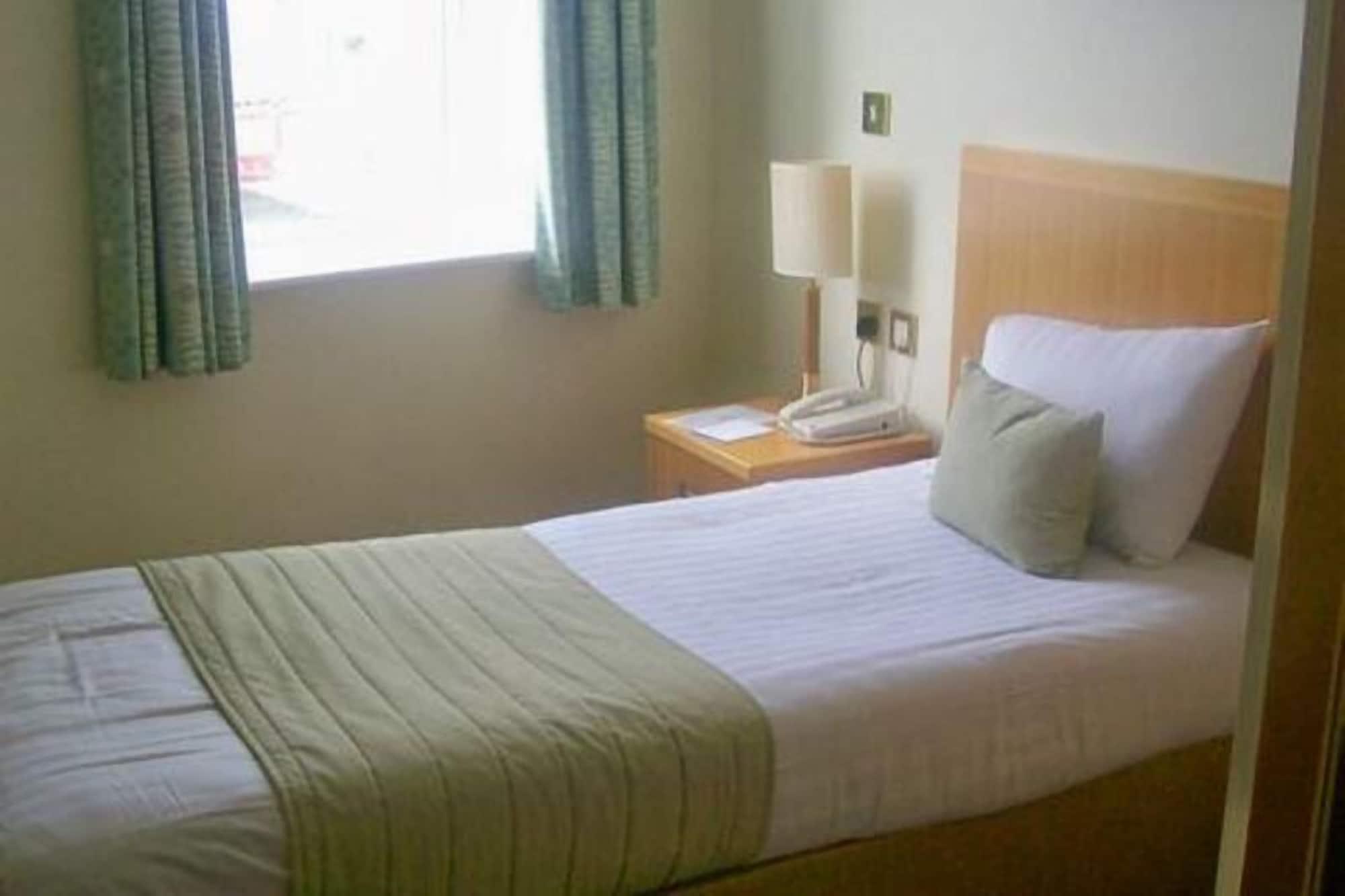 Carousel Hotel 3*